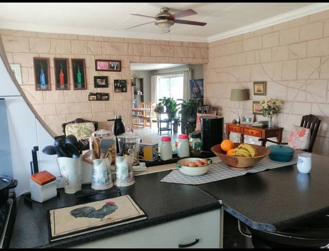 3 BEDROOM HOUSE FOR SALE IN BONANNE